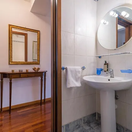 Rent Like - Aleja Jana Pawla Ii 61 * Varsó